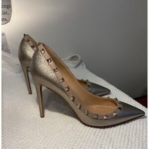 Valentino Garavani Rockstud Metallic Leather Pumps Gold Bronze Size 41